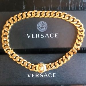 Versace choker chain (from Versace store in Vegas)